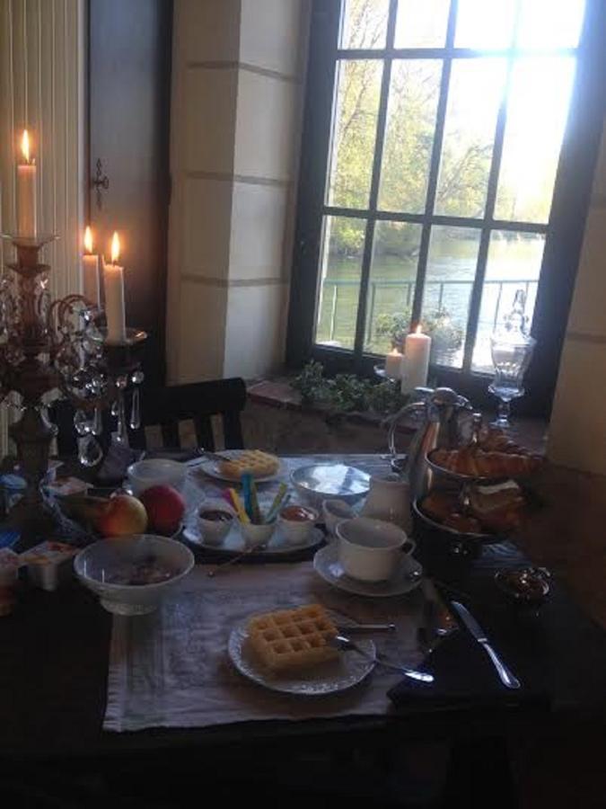 Bed and Breakfast Moulin De La Chevriere Sache Экстерьер фото