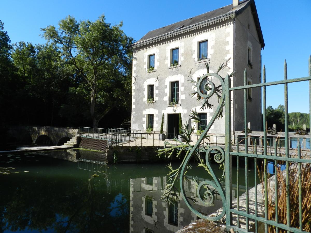 Bed and Breakfast Moulin De La Chevriere Sache Экстерьер фото
