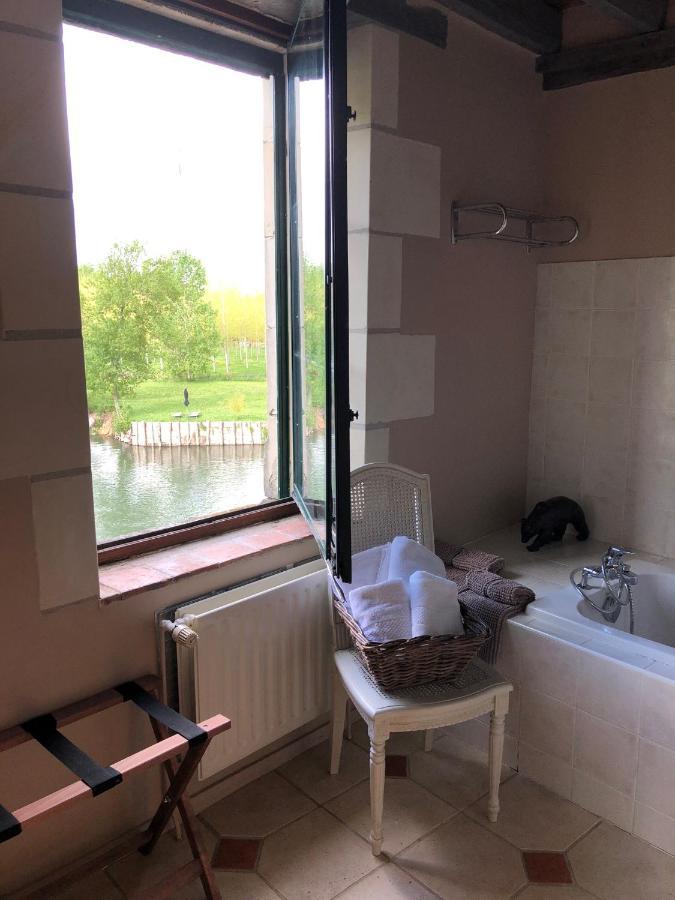 Bed and Breakfast Moulin De La Chevriere Sache Экстерьер фото
