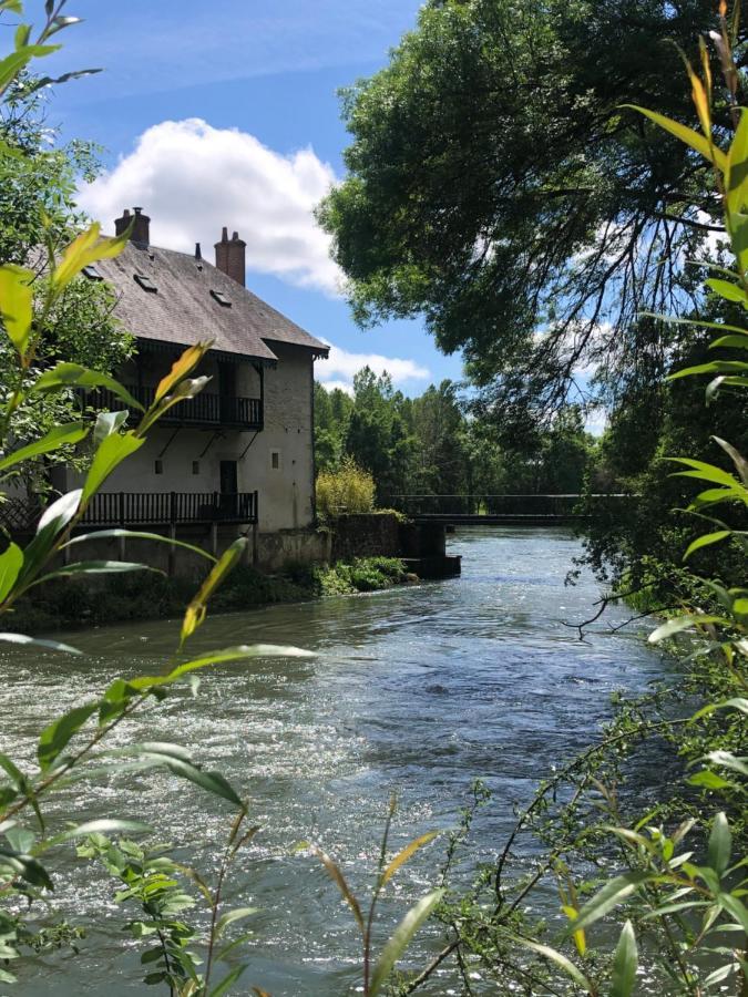 Bed and Breakfast Moulin De La Chevriere Sache Экстерьер фото